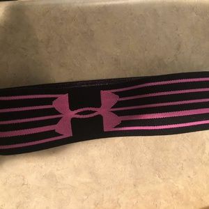 Under Armour headband - never worn